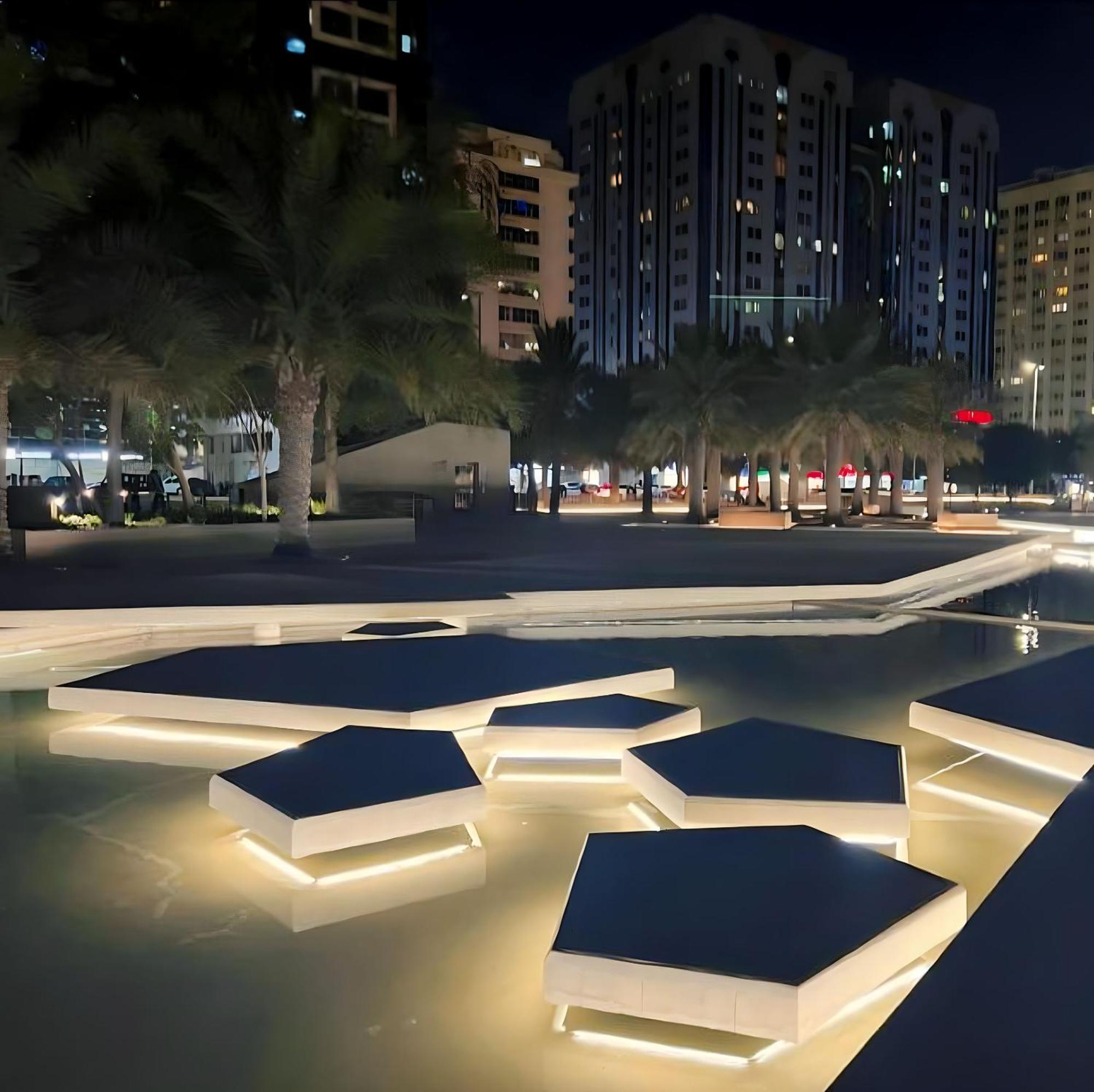 Corniche Street - Superb Lovely Room Abu Dhabi Luaran gambar